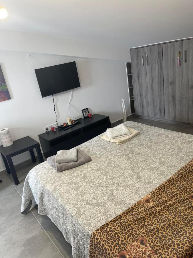 Airport View Apartments Artemida  Esterno foto